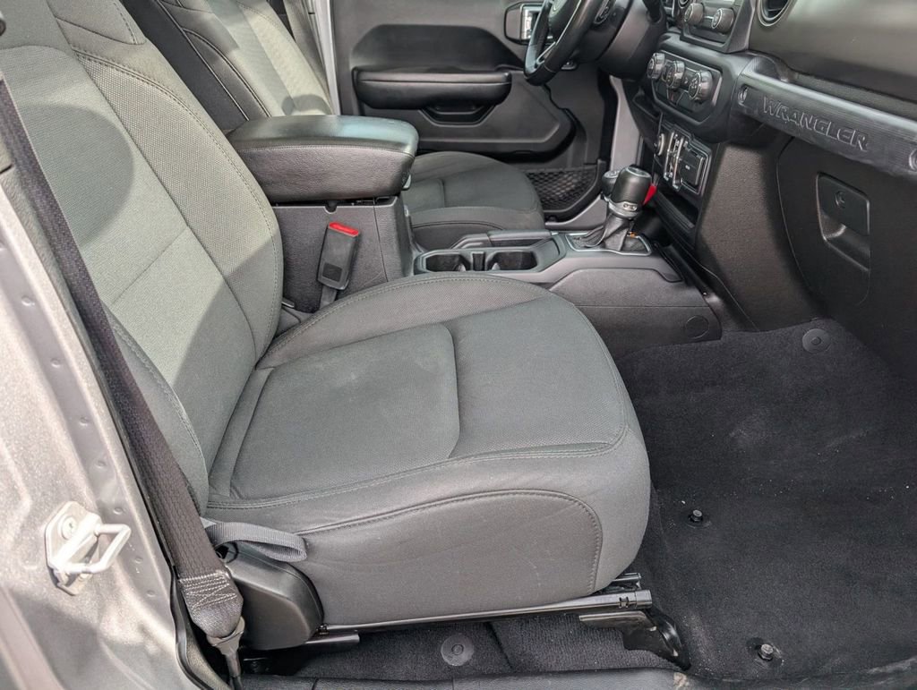 Used 2019 Jeep Wrangler Unlimited Sport S image 46