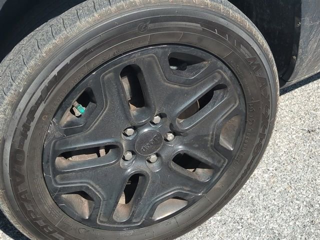 Used 2020 Jeep Renegade Sport image 19