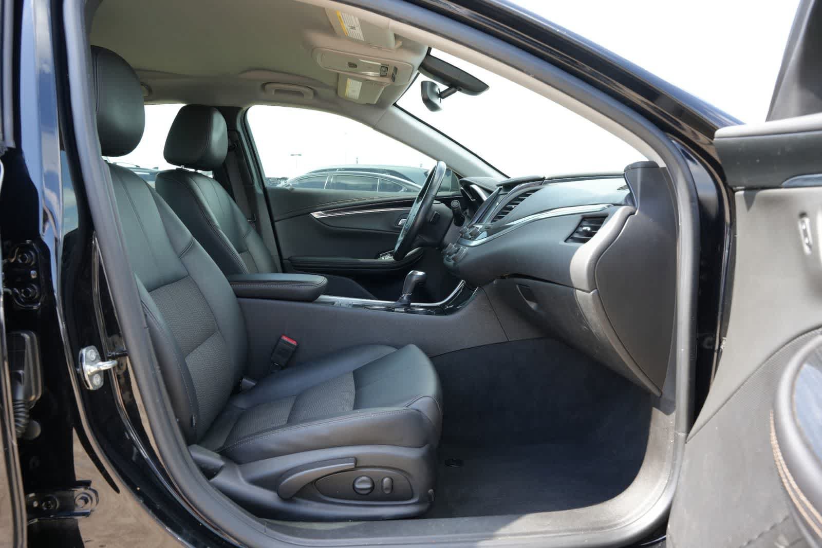 Used 2019 Chevrolet Impala LT w/ LT Convenience Package FWD image 20