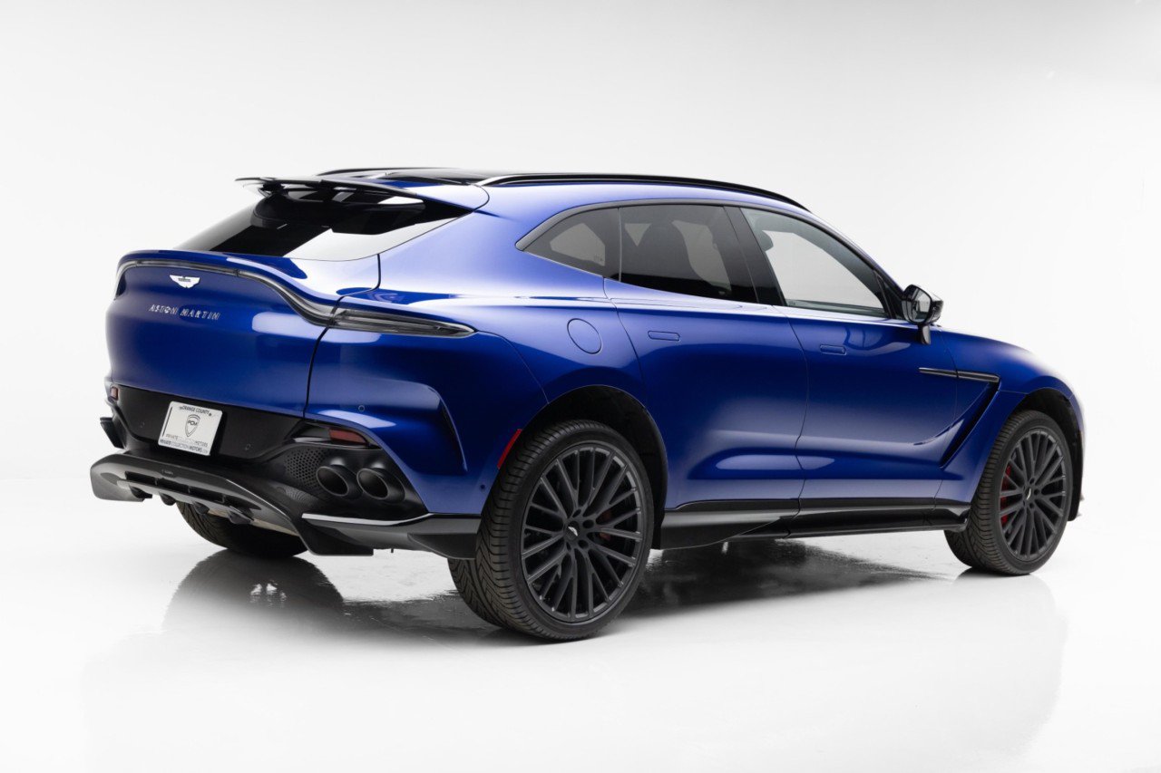 Used 2023 Aston Martin DBX 707 AWD/4WD image 11