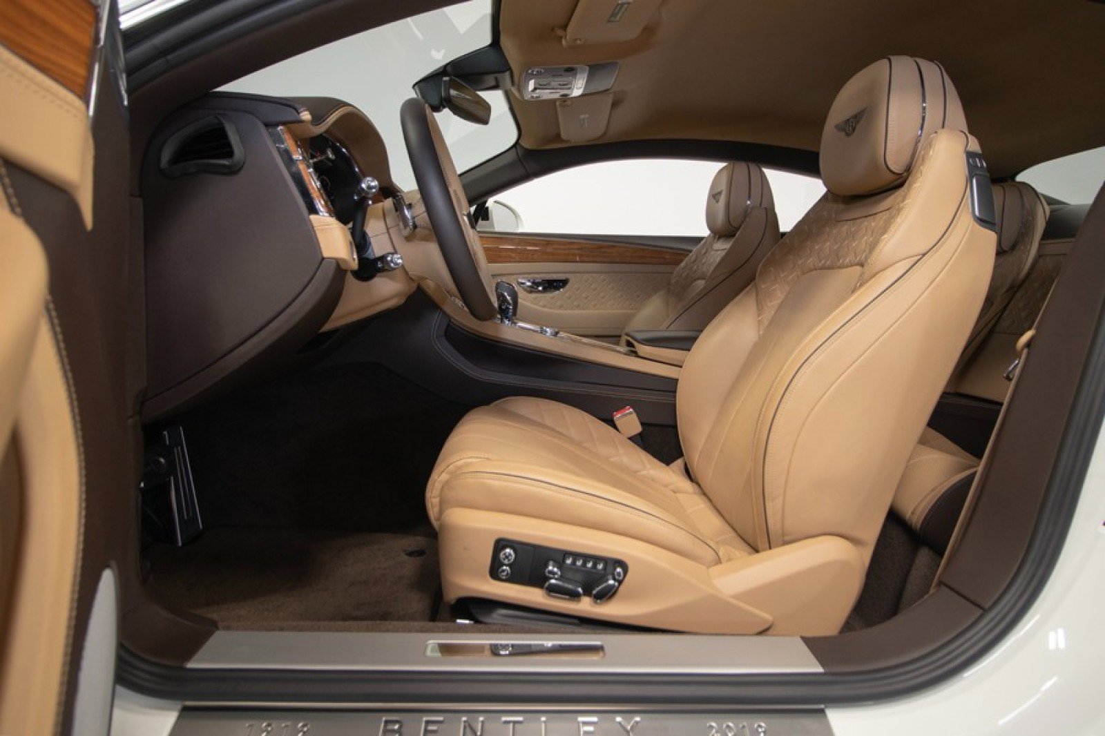 Used 2020 Bentley Continental GT V8 AWD/4WD image 20