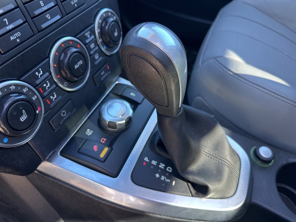 Used 2012 Land Rover LR2 HSE image 31