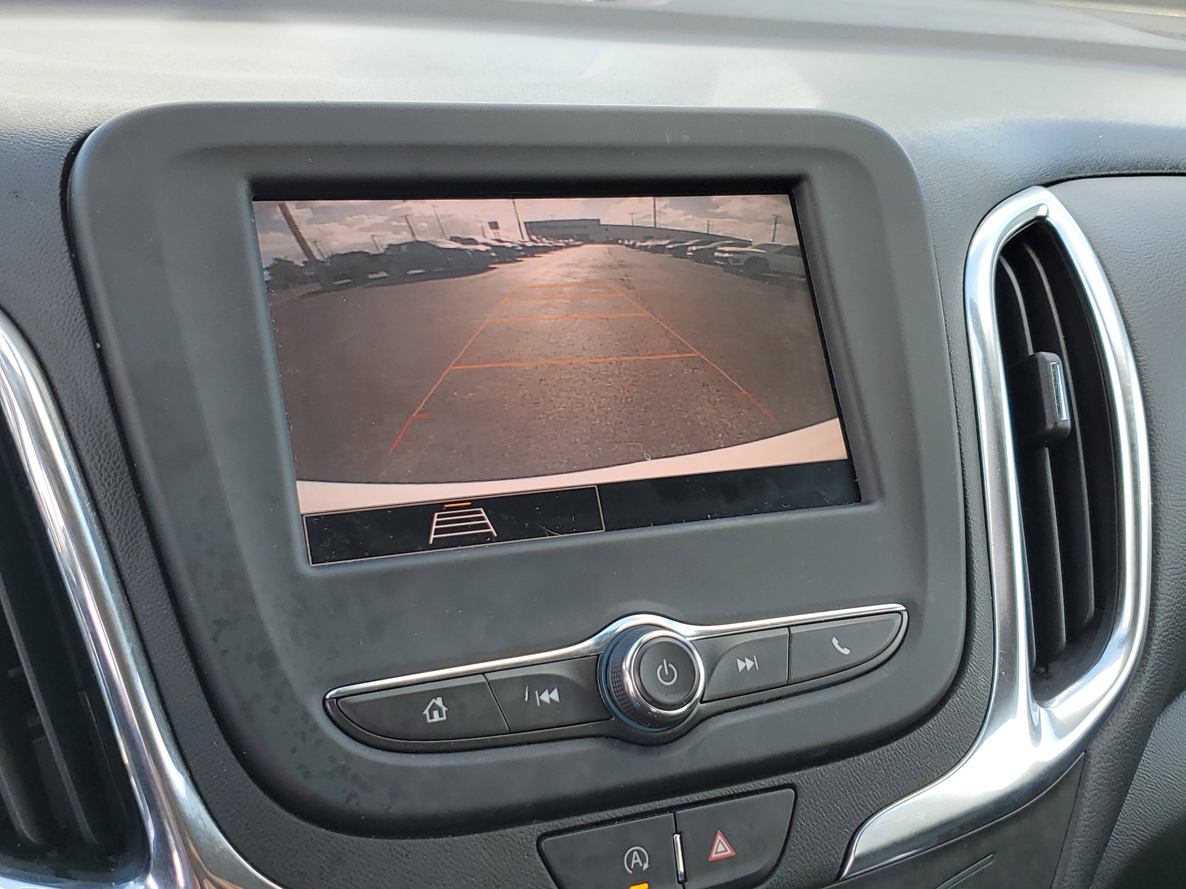 Used 2022 Chevrolet Equinox LT FWD image 27