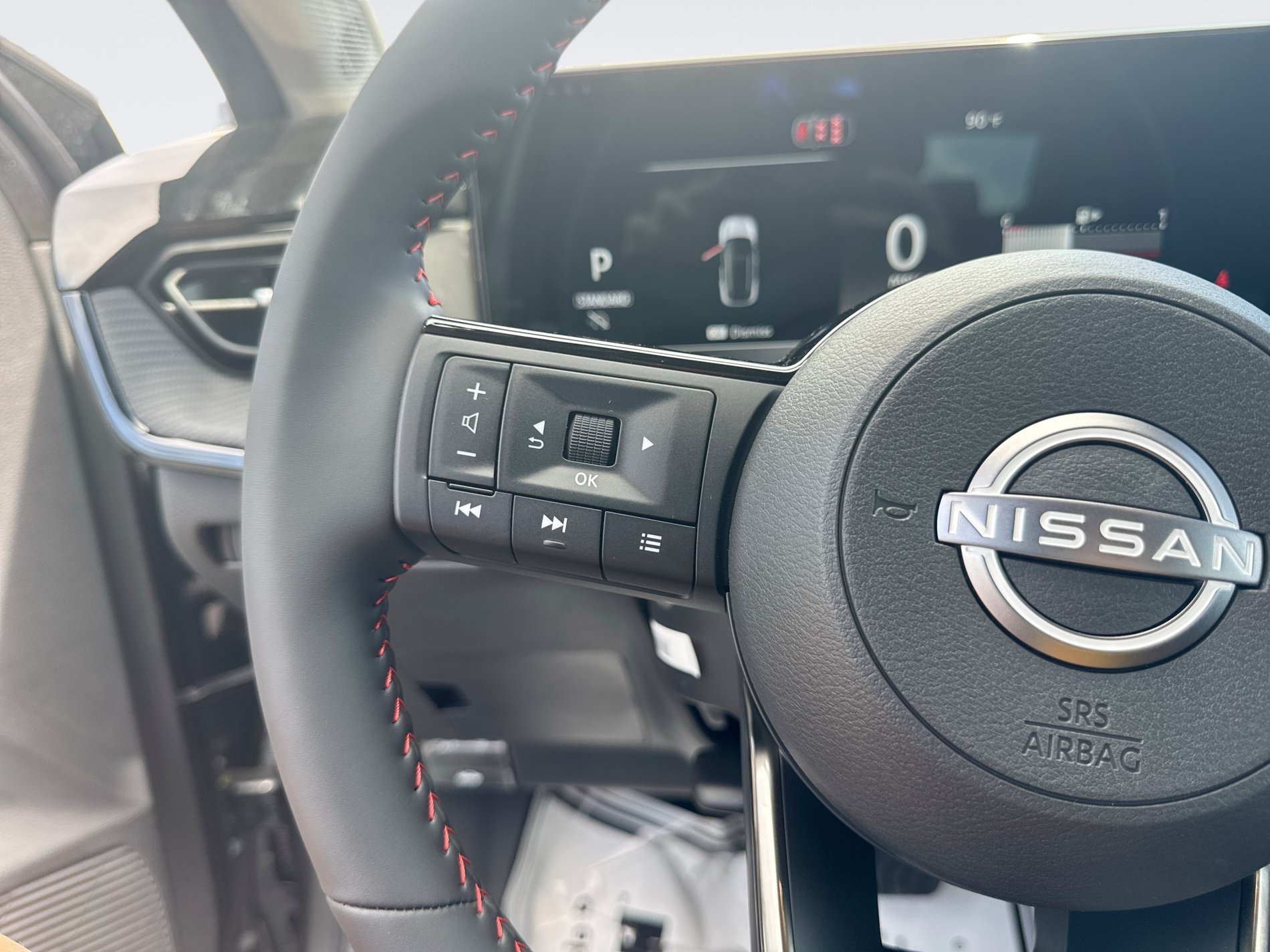 New 2027 Nissan Kicks SR FWD image 23