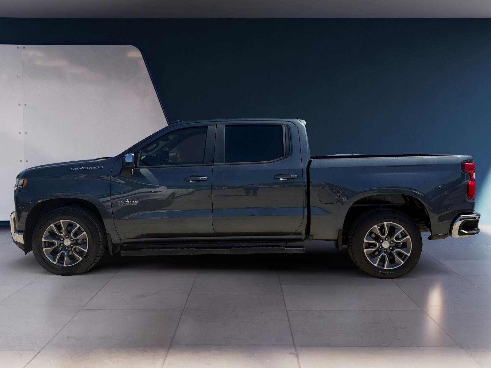 Used 2019 Chevrolet Silverado 1500 LT w/ Texas Edition image 2