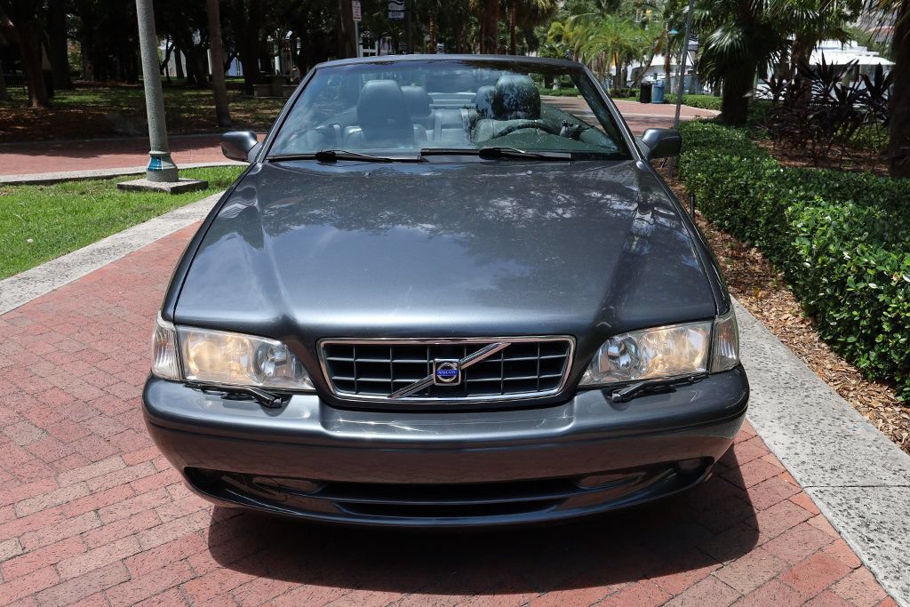 Used 2004 Volvo C70 HT FWD image 20
