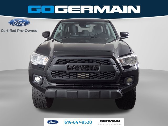 Used 2020 Toyota Tacoma SR5 AWD/4WD image 2