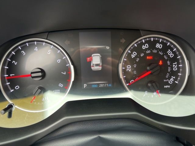 Used 2019 Toyota RAV4 LE w/ Carpet Mat Package image 11