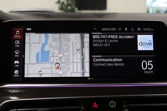 Used 2019 BMW X5 xDrive50i w/ M Sport Package image 12