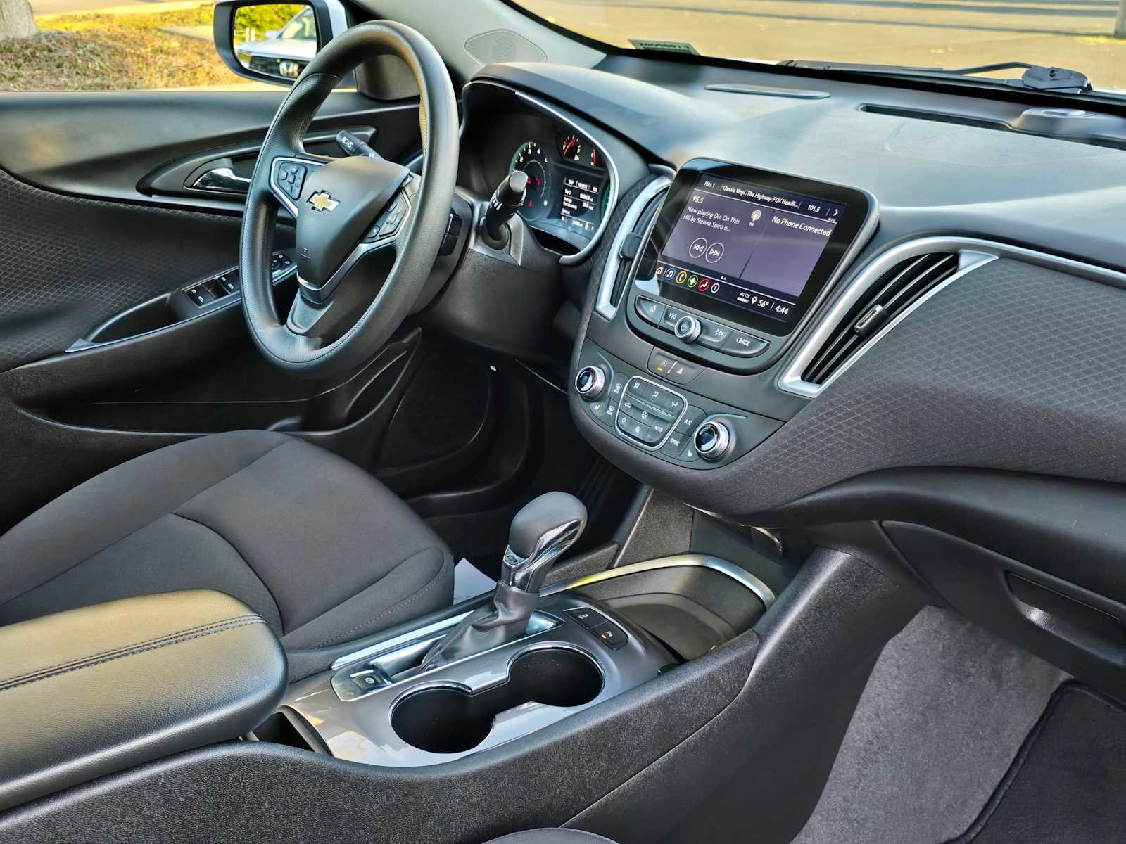 Used 2024 Chevrolet Malibu LT image 21