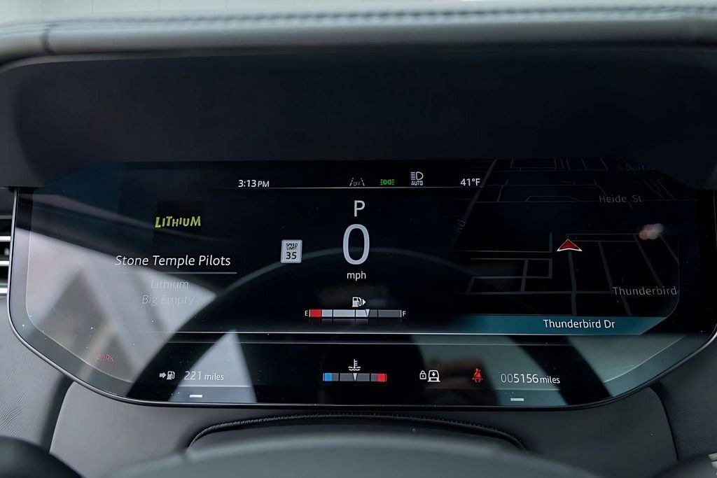 Used 2025 Land Rover Range Rover Long Wheelbase Autobiography image 44