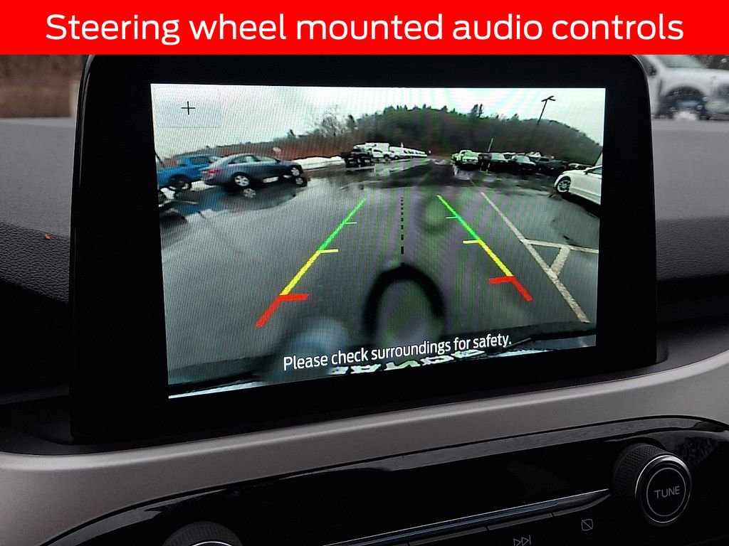 Used 2022 Ford Escape SE w/ Cold Weather Package image 17