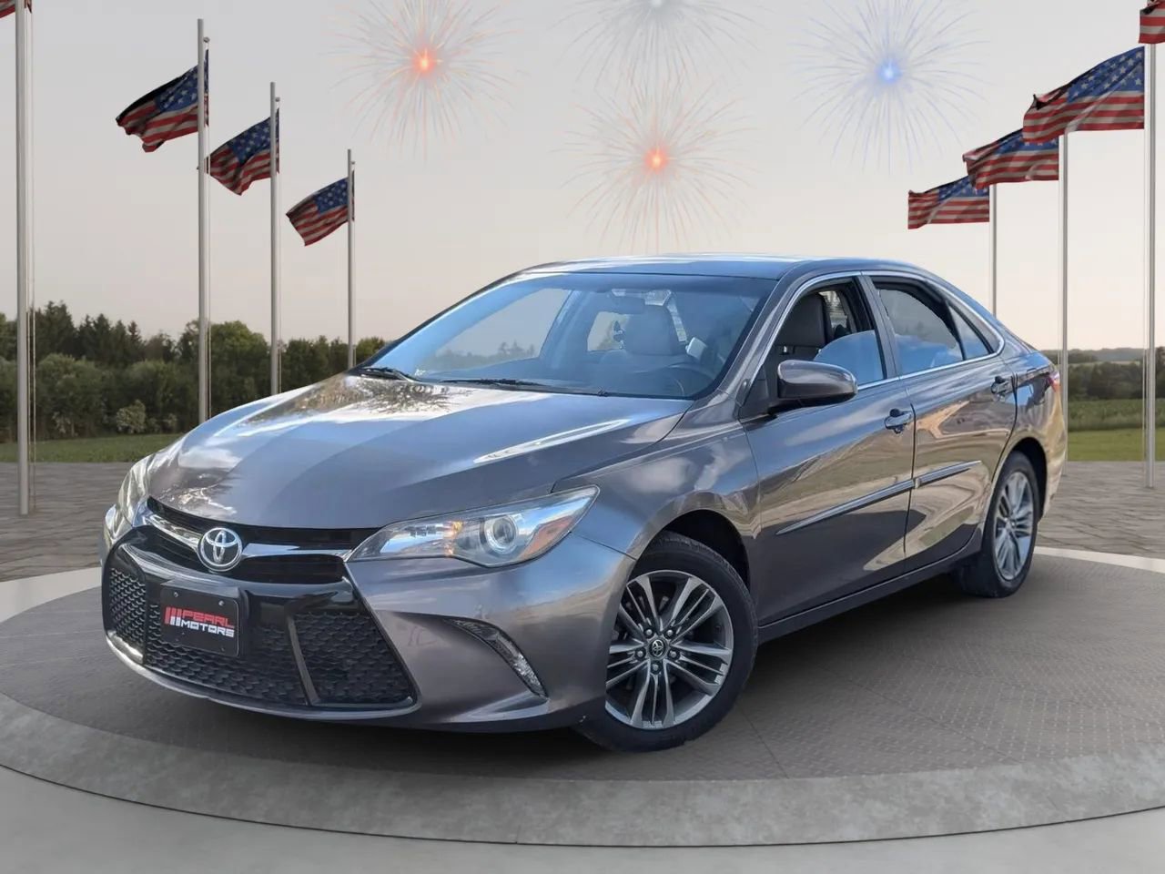 Used 2017 Toyota Camry SE image 3