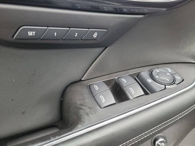 Certified 2021 Buick Envision Essence w/ Sport Touring Package FWD image 21