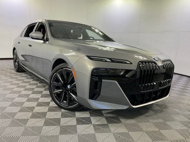Certified 2023 BMW 760i xDrive AWD/4WD image 44