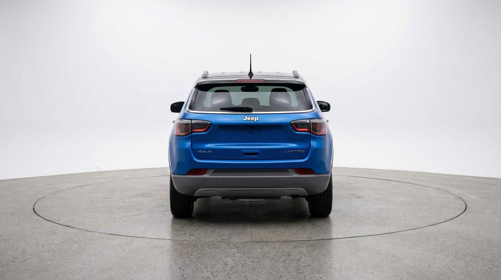 Used 2025 Jeep Compass Trailhawk image 7