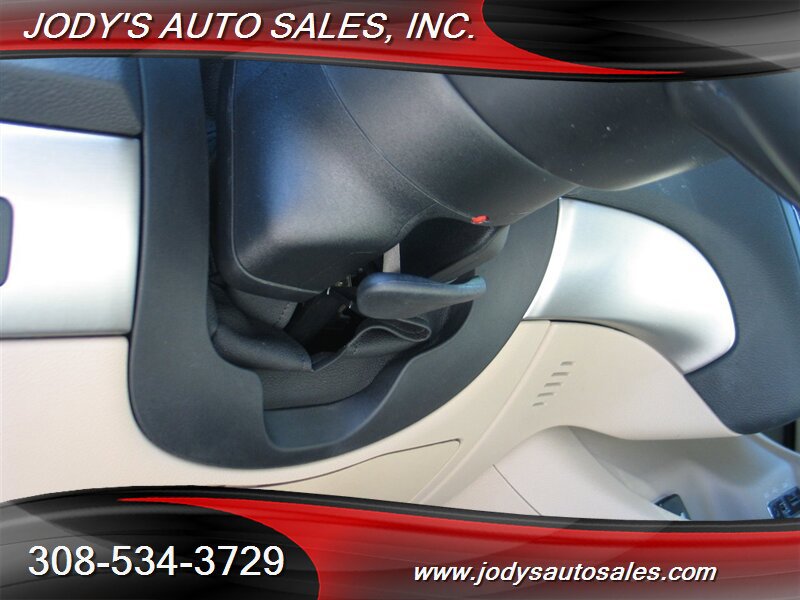 Used 2017 Dodge Durango SXT w/ Quick Order Package 23B AWD/4WD image 9