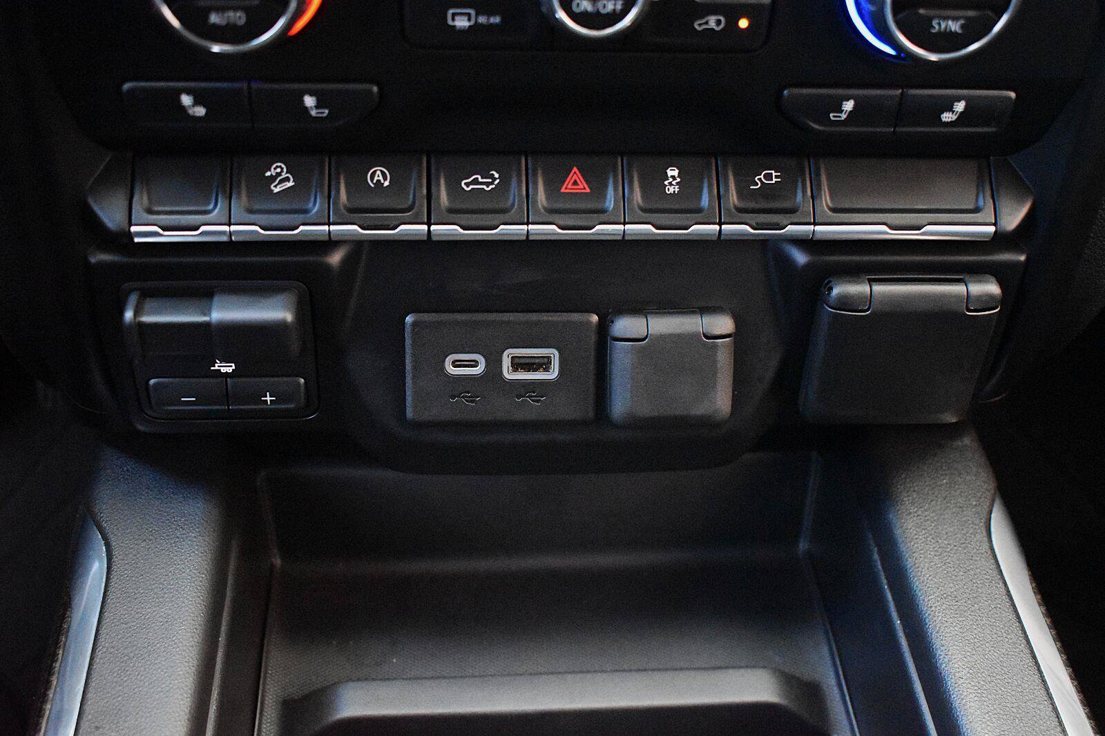 Used 2019 Chevrolet Silverado 1500 RST w/ All-Star Edition AWD/4WD image 11