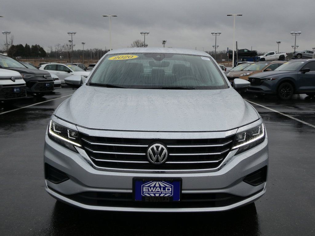 Used 2020 Volkswagen Passat 2.0T SE image 19