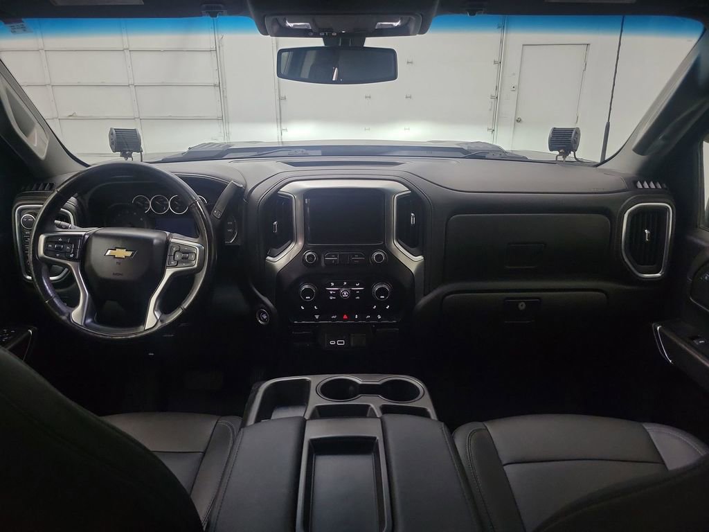 Used 2023 Chevrolet Silverado 3500 LTZ image 14