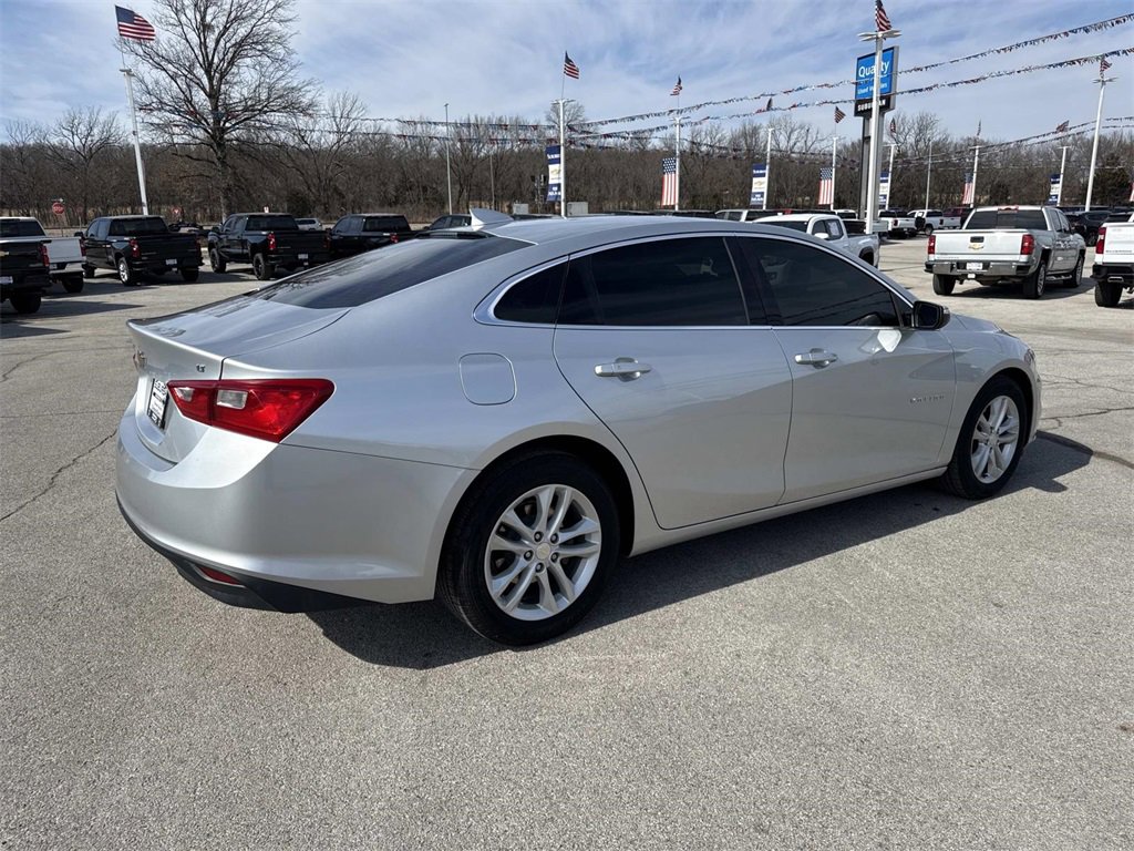 Used 2018 Chevrolet Malibu LT image 6