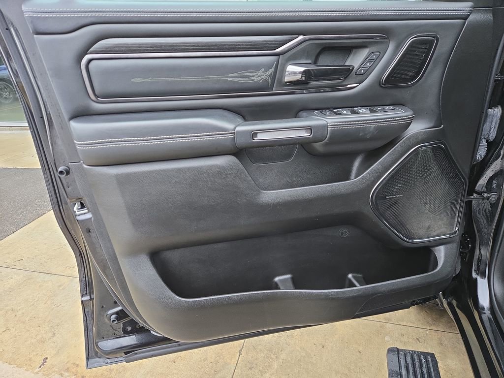 Used 2023 RAM 1500 Limited image 12