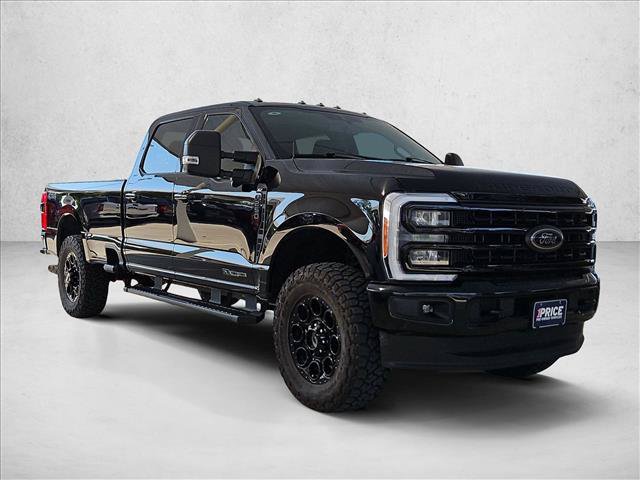 Used 2023 Ford F250 XLT w/ Black Appearance Package AWD/4WD video 3