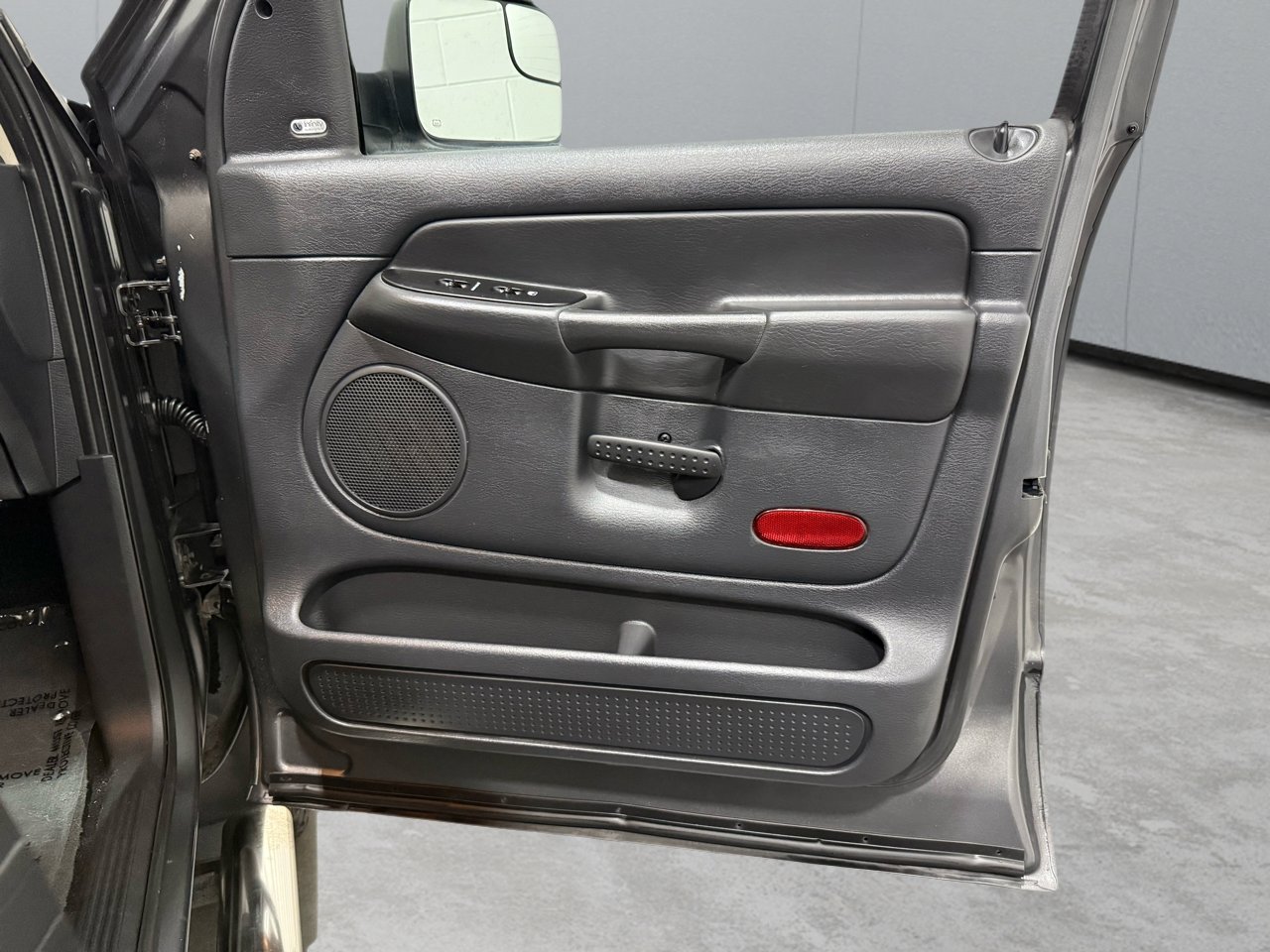 Used 2004 Dodge Ram 3500 Truck SLT w/ Trailer Tow Group image 23