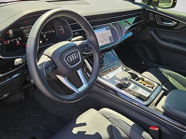 Used 2025 Audi Q7 3.0T Prestige w/ Prestige Package AWD/4WD image 10