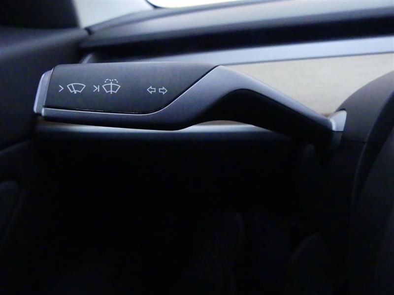 Used 2019 Tesla Model 3 Long Range image 17