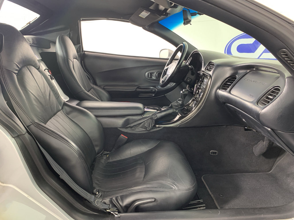 Used 1999 Chevrolet Corvette Convertible w/ Memory Pkg image 30