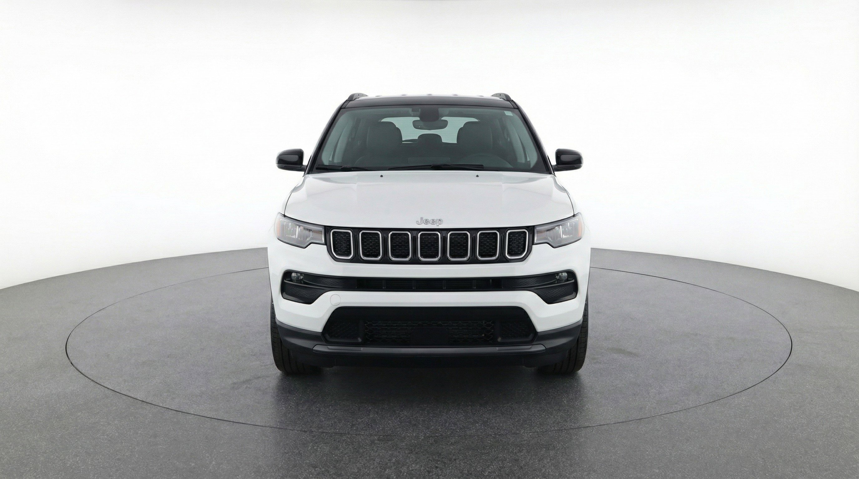 Used 2025 Jeep Compass Limited image 2