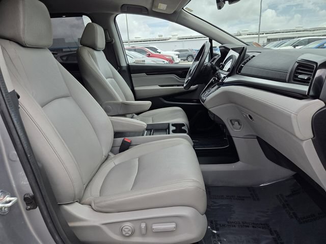 Used 2023 Honda Odyssey Touring image 21