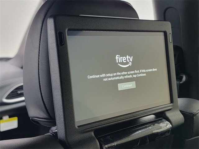 New 2026 Chrysler Pacifica Select image 36