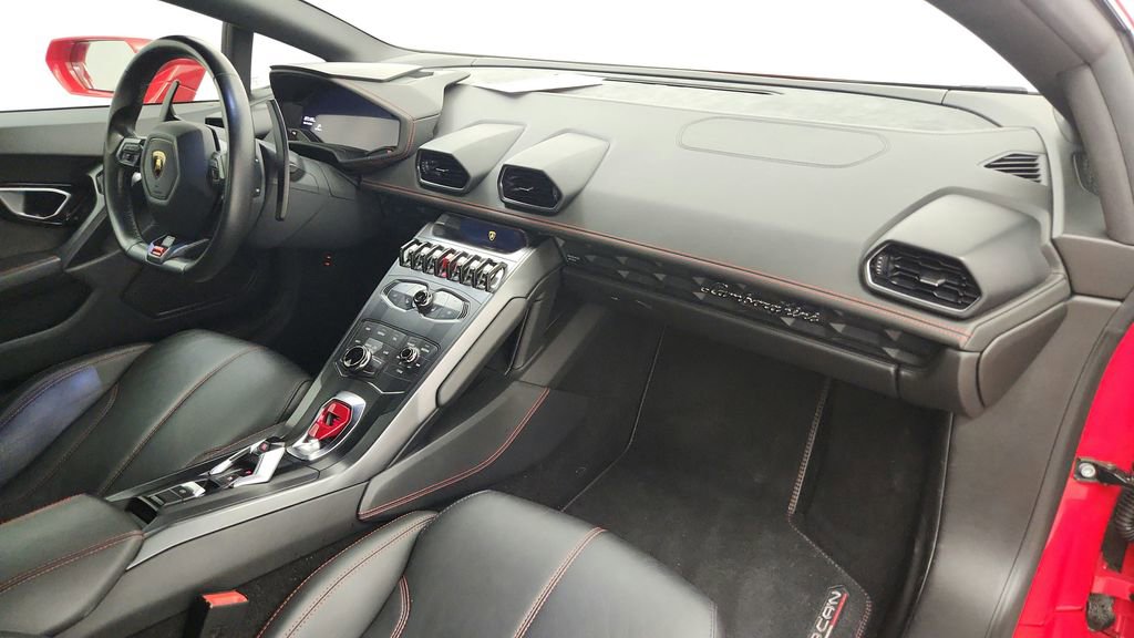 Used 2015 Lamborghini Huracan LP 610-4 image 45