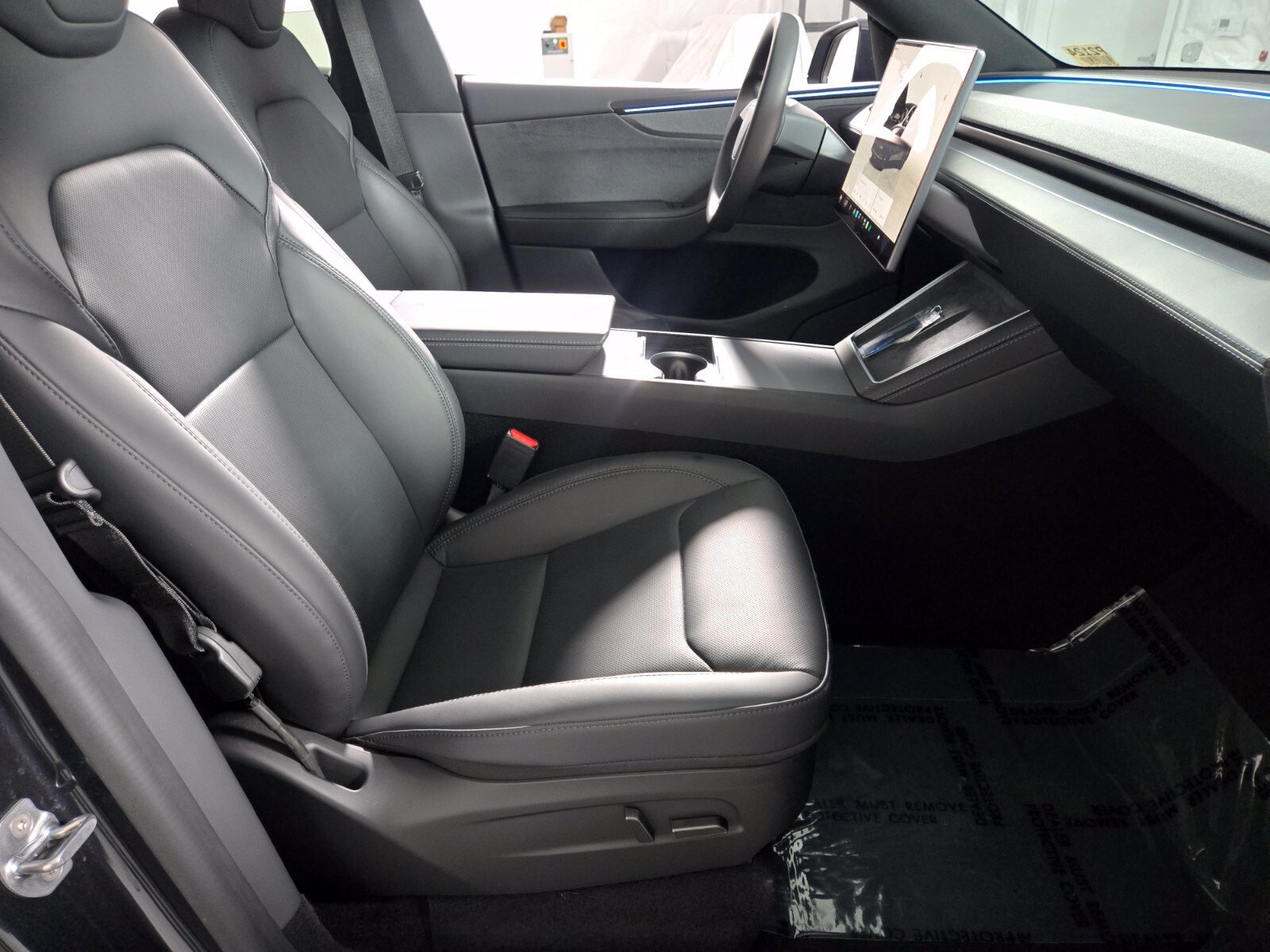 Used 2026 Tesla Model Y Long Range RWD image 19