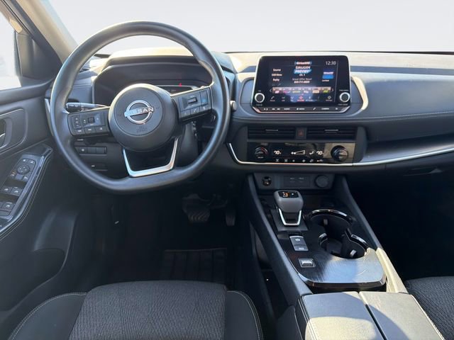 Used 2024 Nissan Rogue SV image 17
