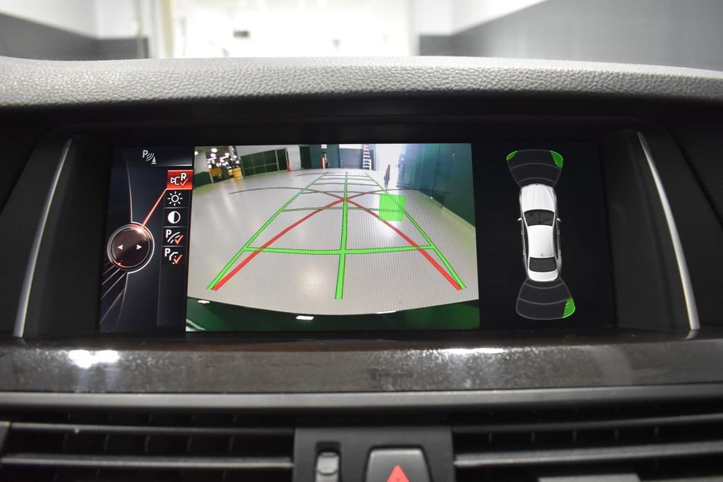 Used 2015 BMW 535i xDrive Sedan AWD/4WD image 25