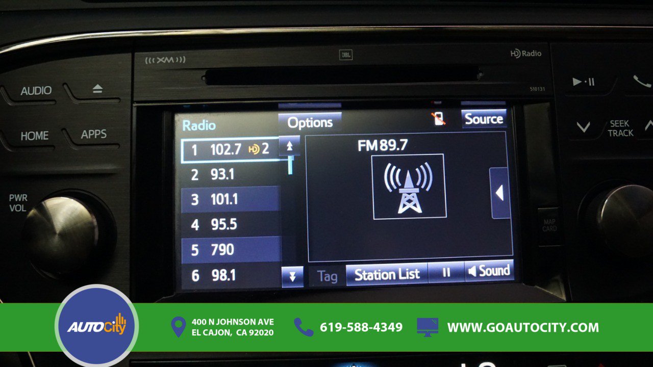 Used 2017 Toyota Avalon Limited w/ Carpet Mat Package FWD image 19