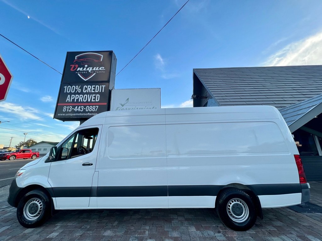 Used 2019 Freightliner Sprinter 2500 image 25