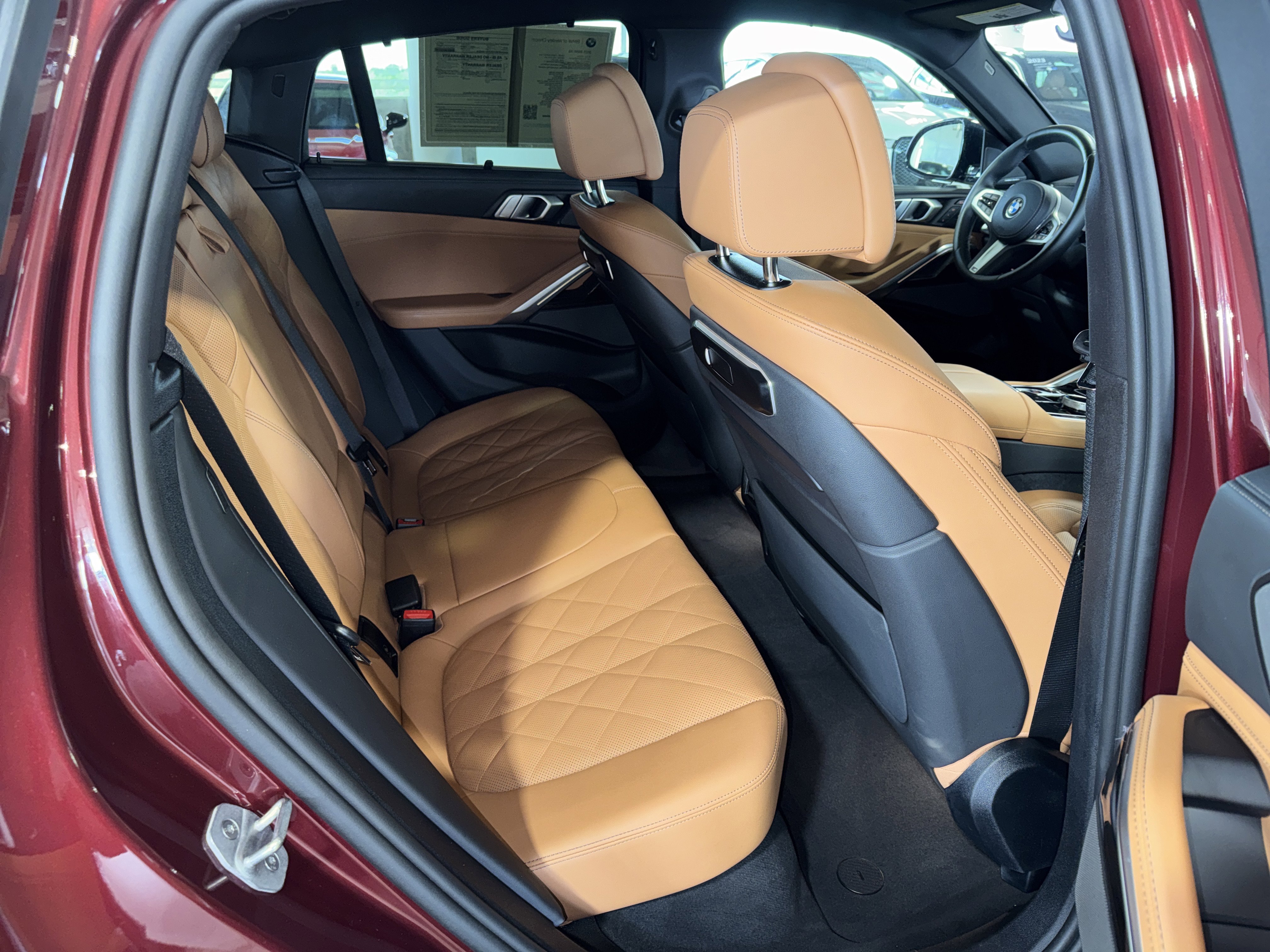 Certified 2025 BMW X6 xDrive40i image 12