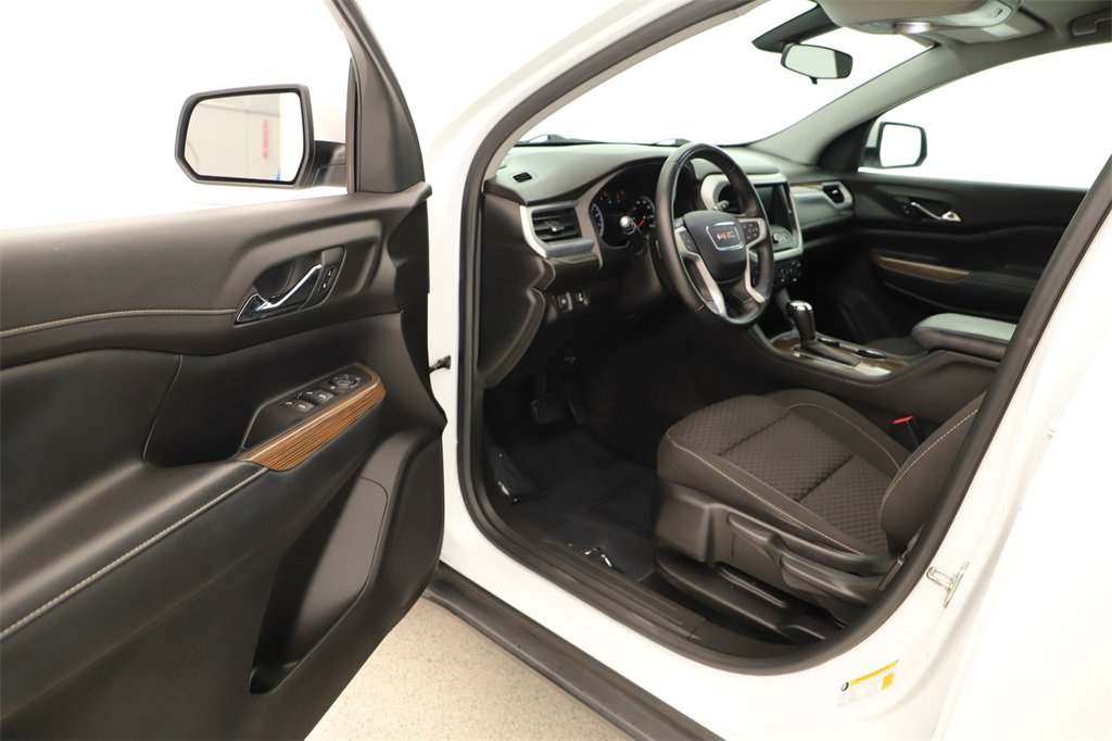 Used 2019 GMC Acadia SLE image 14