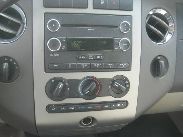 Used 2012 Ford Expedition XL w/ HD Trailer Tow Pkg AWD/4WD image 19