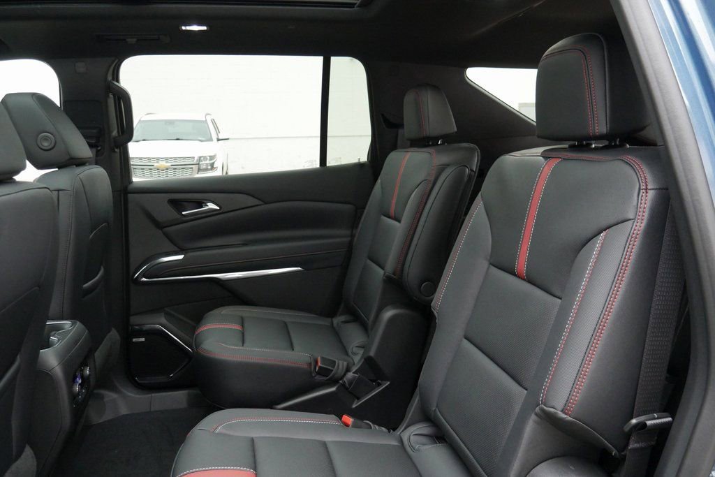 New 2026 Chevrolet Traverse RS image 28