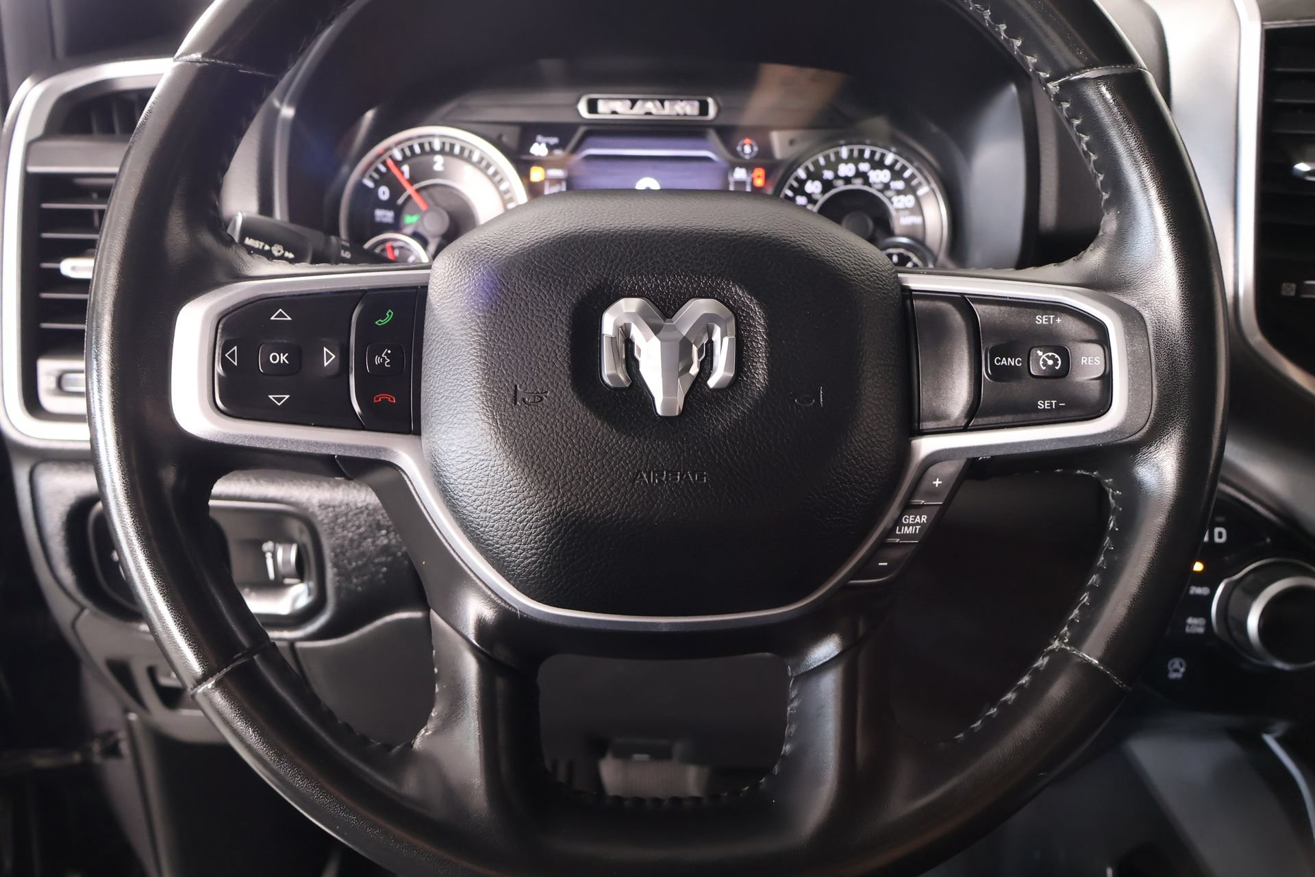 Used 2021 RAM 1500 Lone Star AWD/4WD image 3