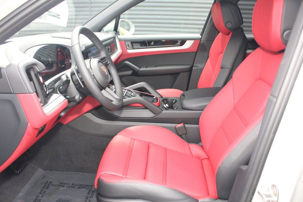 New 2026 Porsche Cayenne image 5