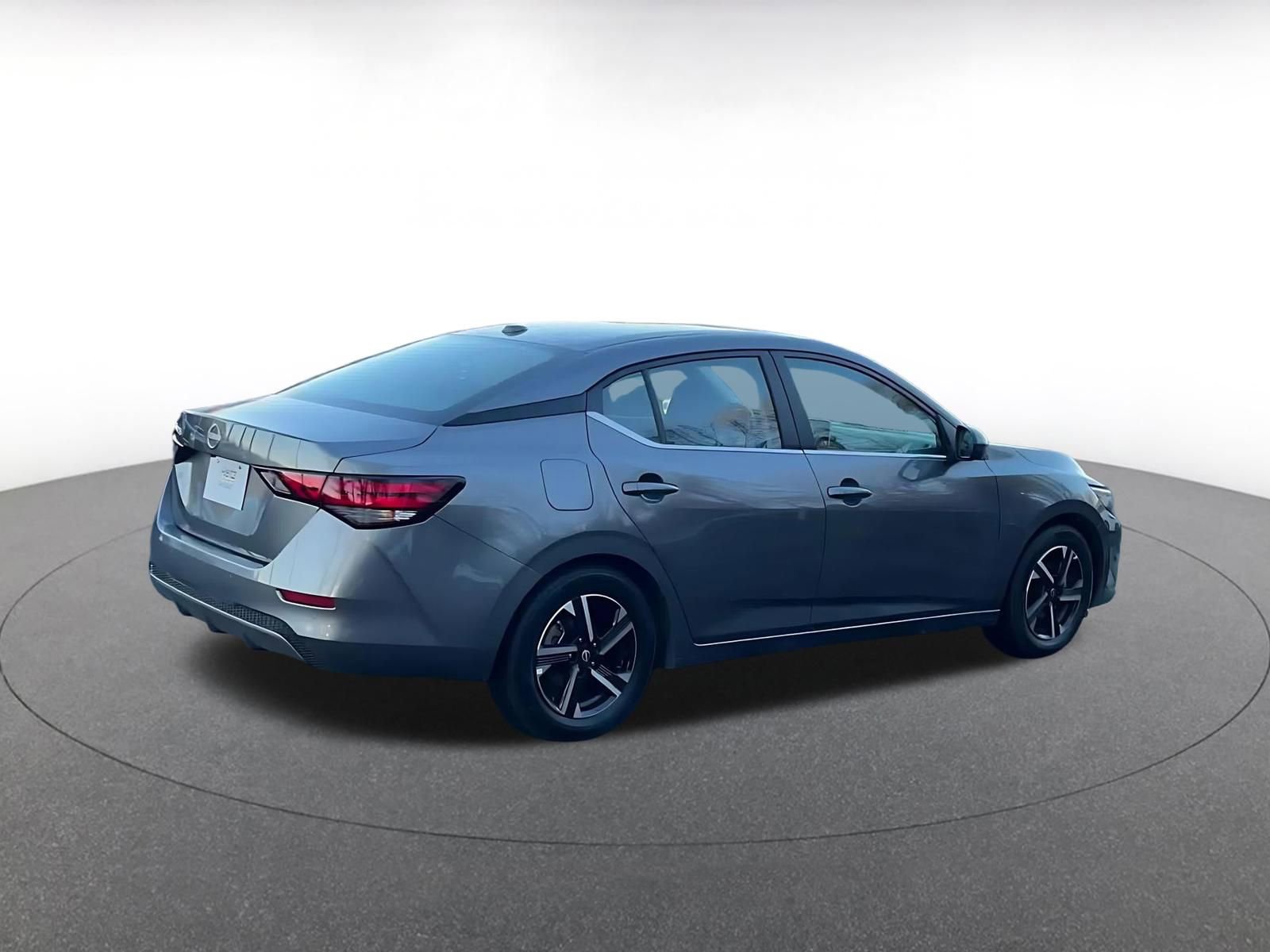 Used 2025 Nissan Sentra SV image 12