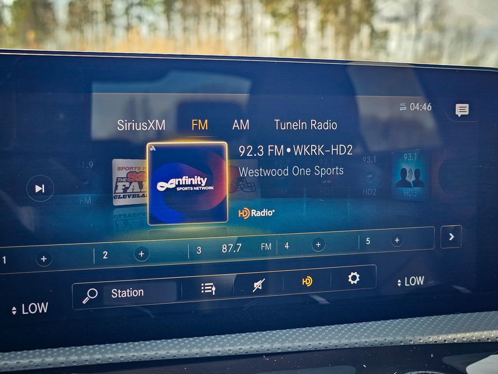 Used 2023 Mercedes-Benz CLA 250 4MATIC image 24