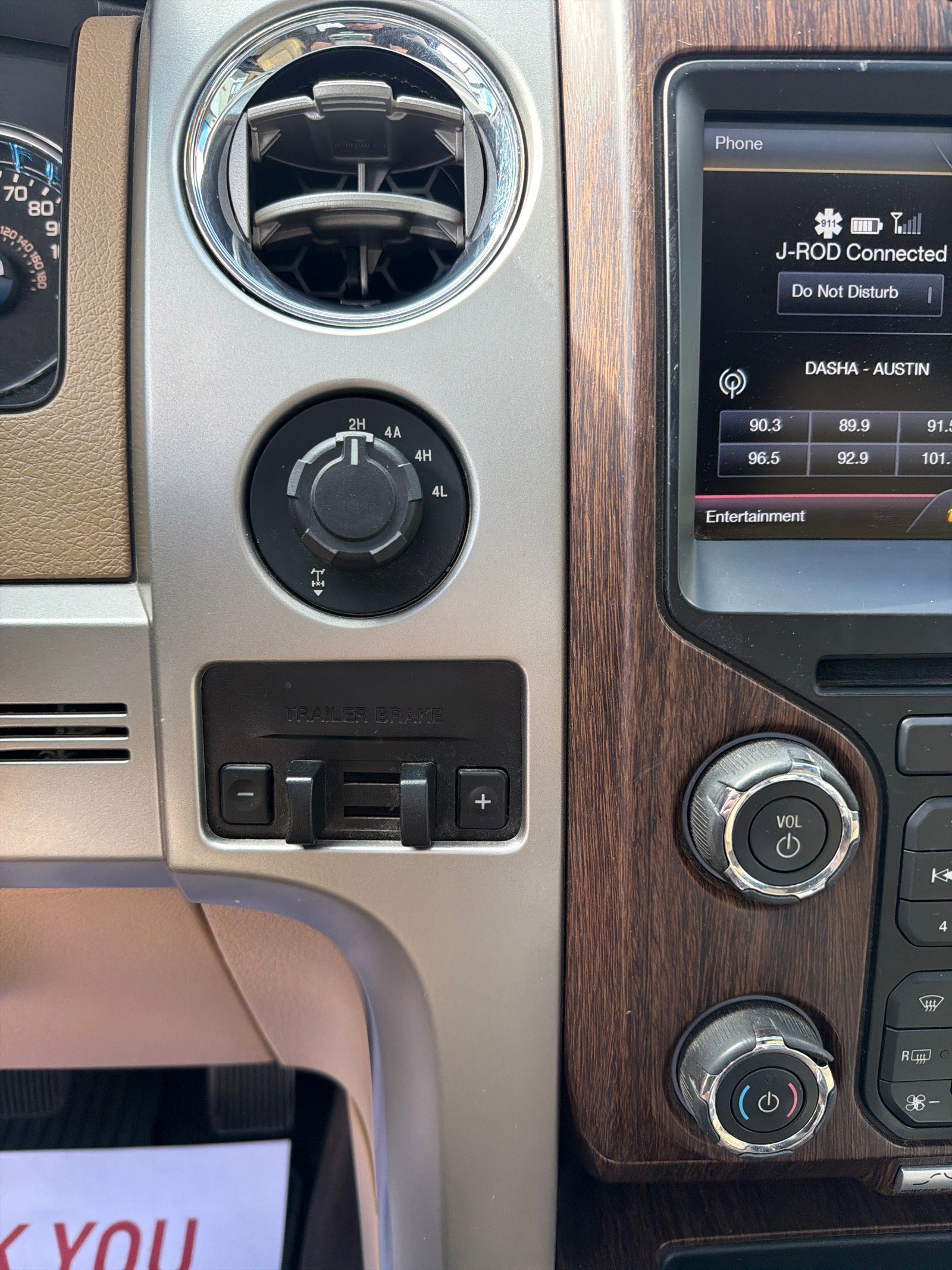 Used 2014 Ford F150 Lariat w/ Equipment Group 502A Luxury AWD/4WD image 19