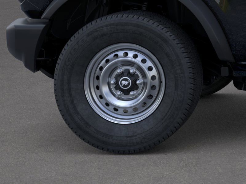 New 2025 Ford Bronco 4-Door image 21